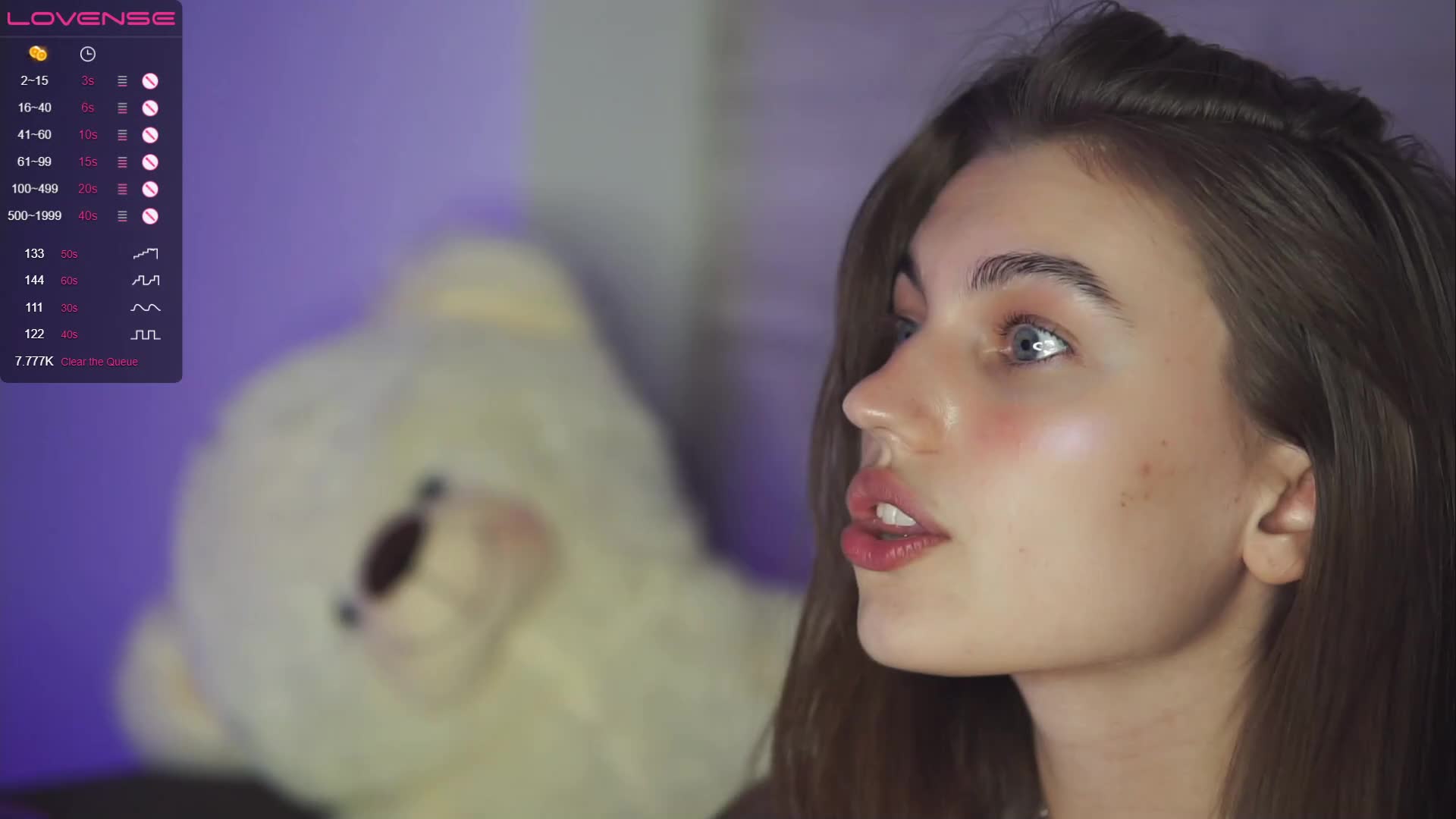  (11)
