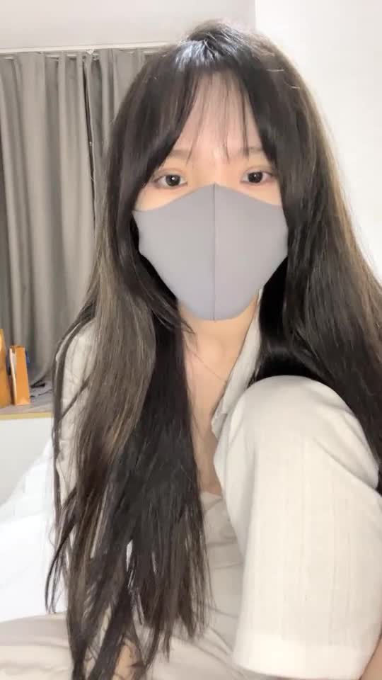  (19)