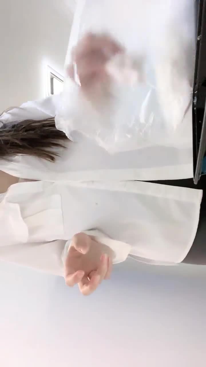  (7)