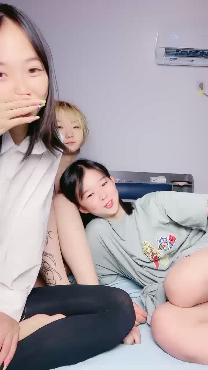  (13)