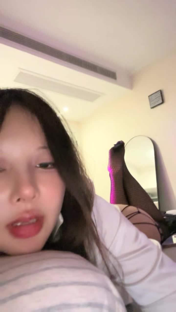  (17)