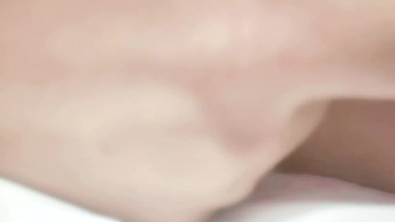  (8)