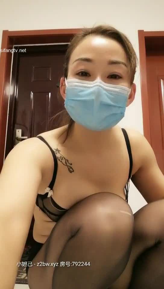  (12)