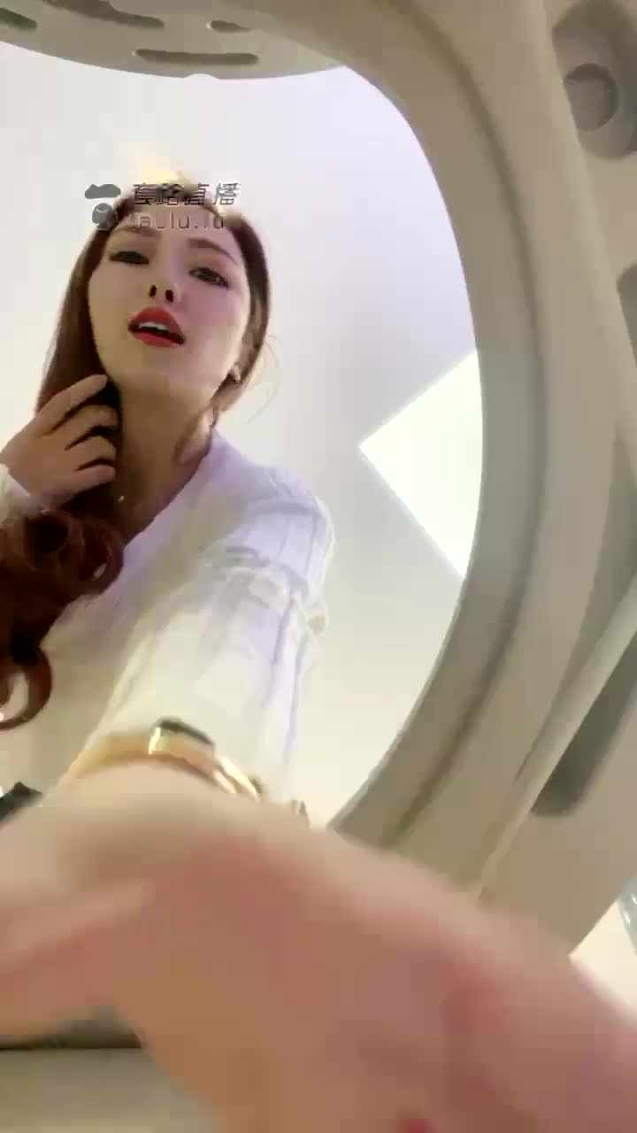  (19)