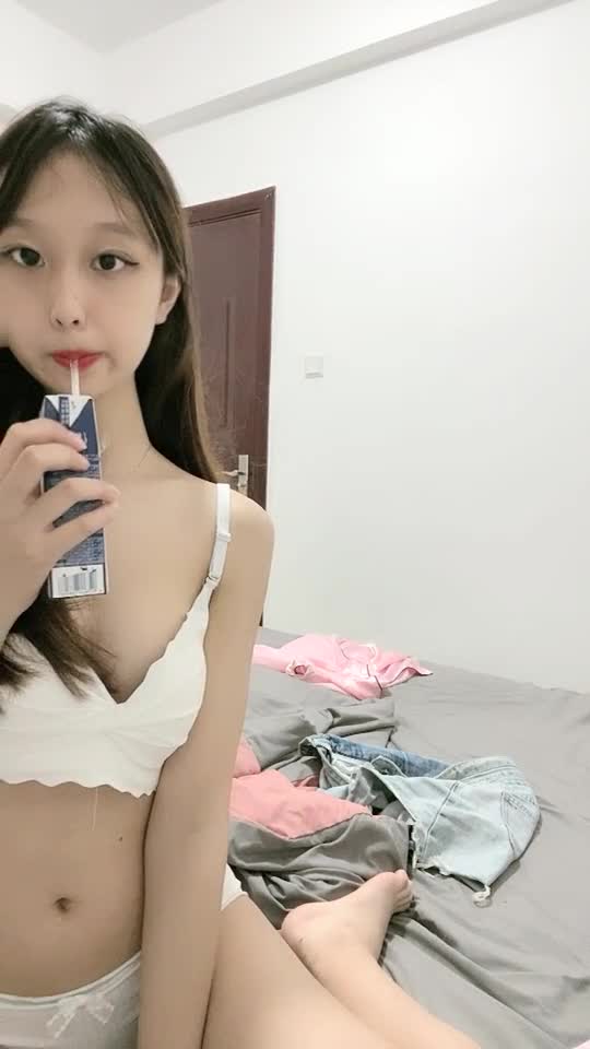  (9)
