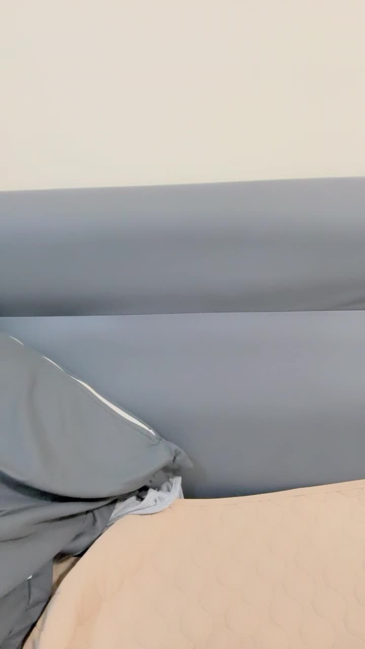  (4)