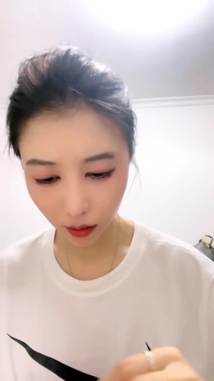  (21)