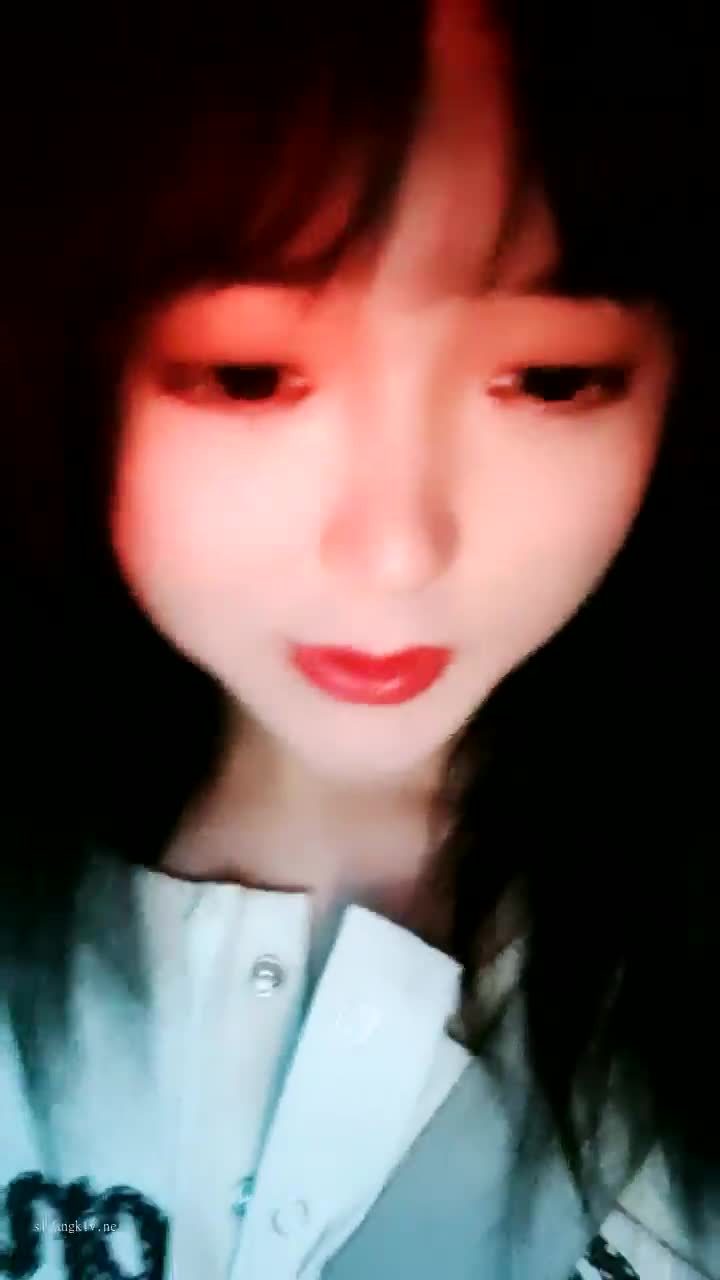  (9)