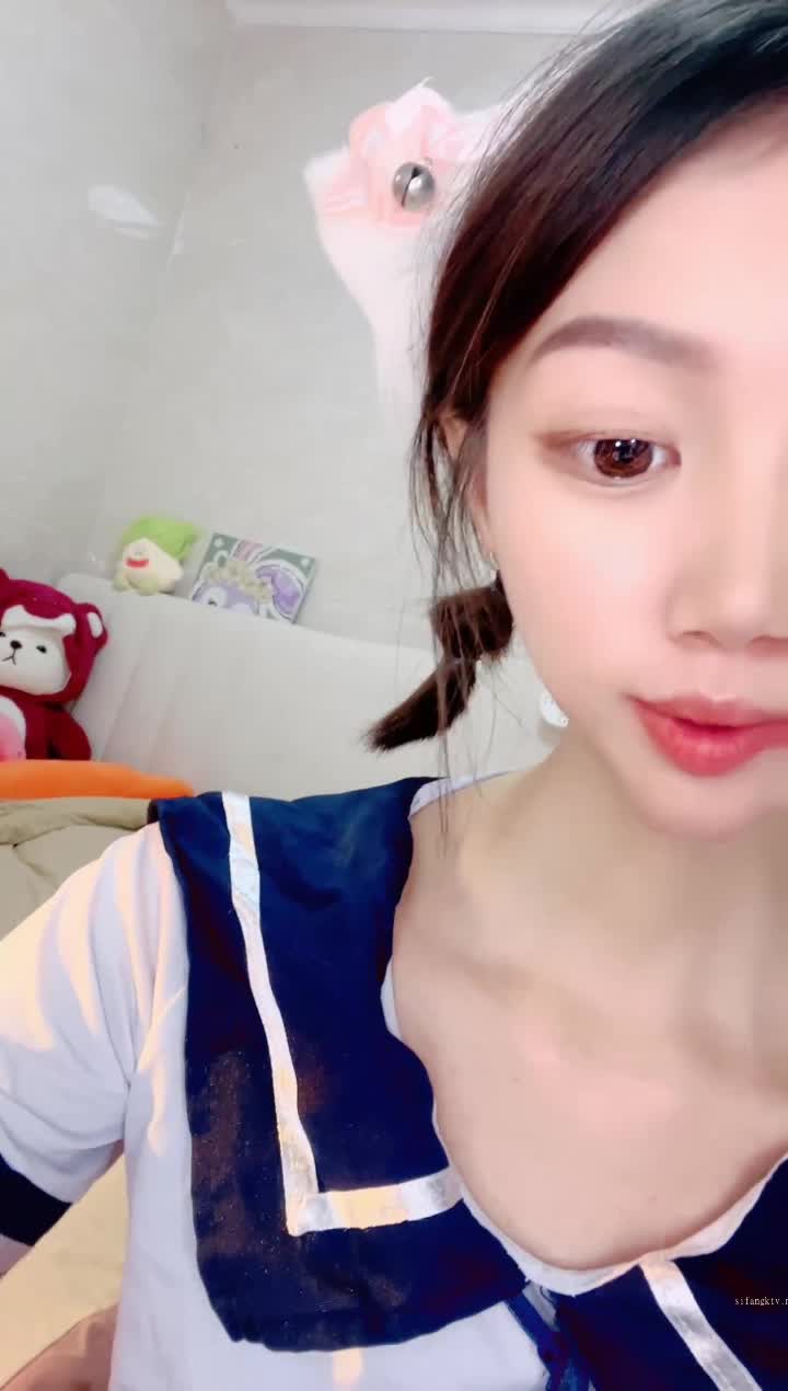  (9)