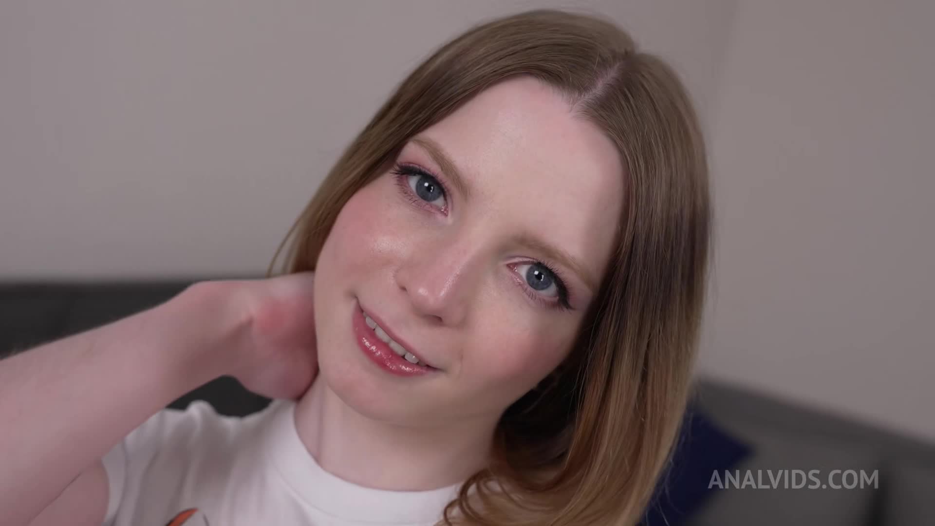  (4)