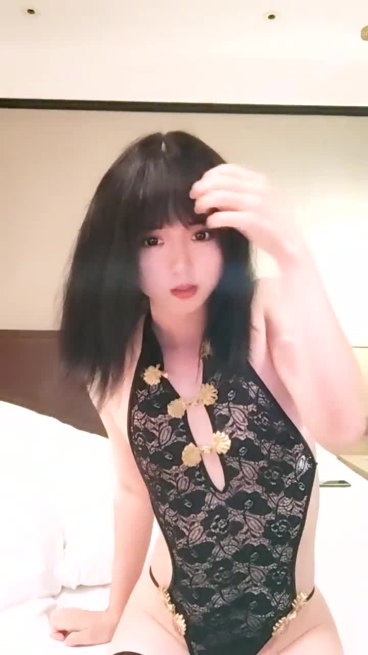  (10)