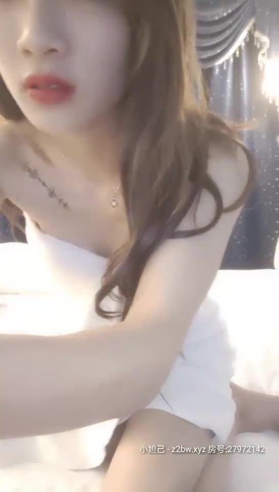  (12)