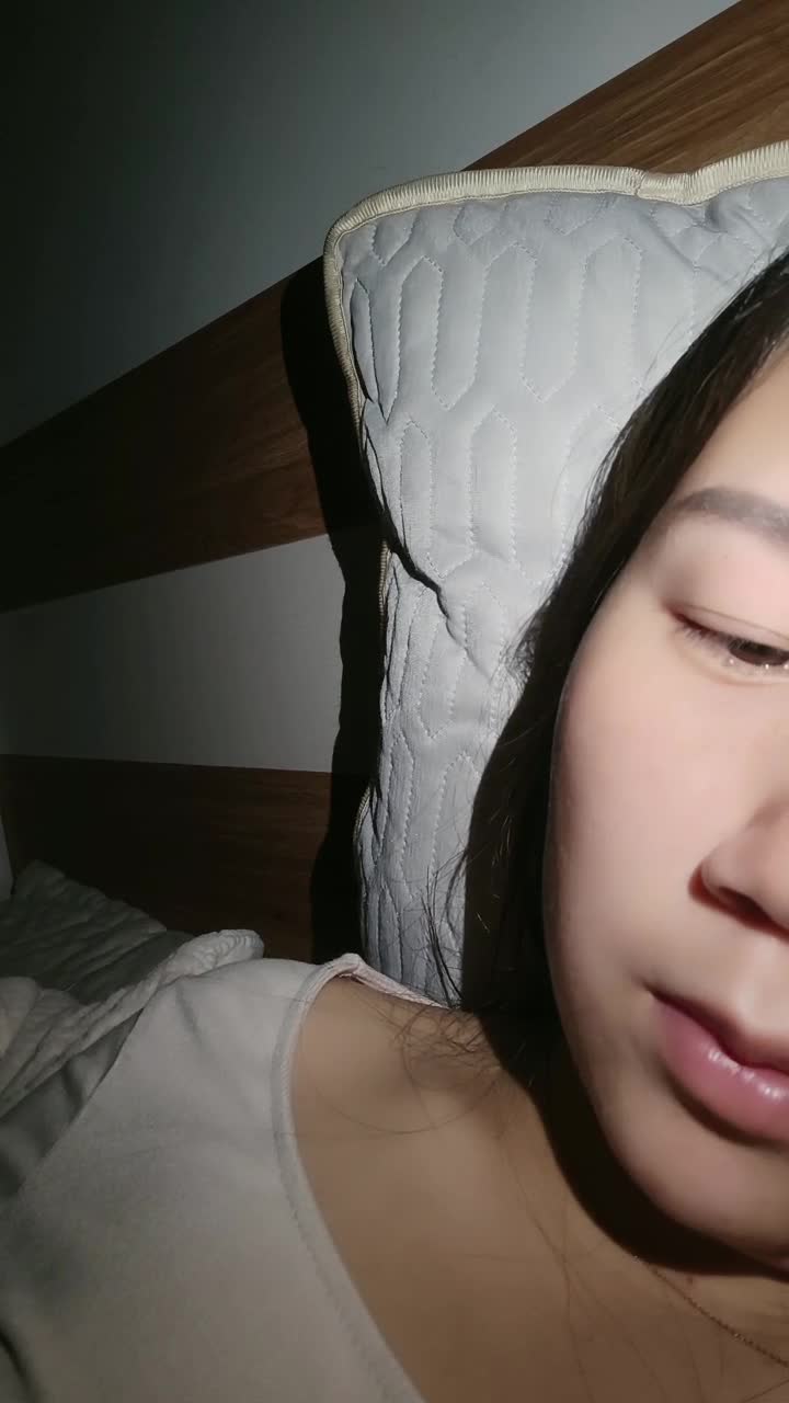  (4)
