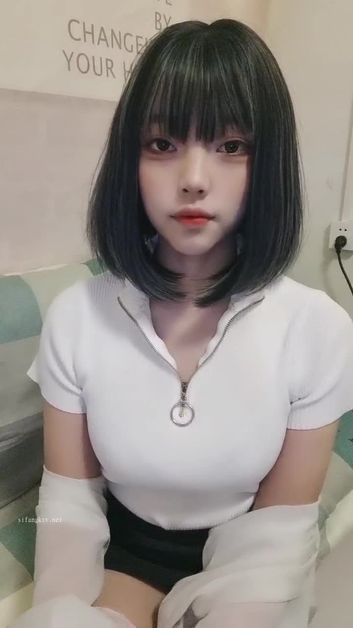  (12)