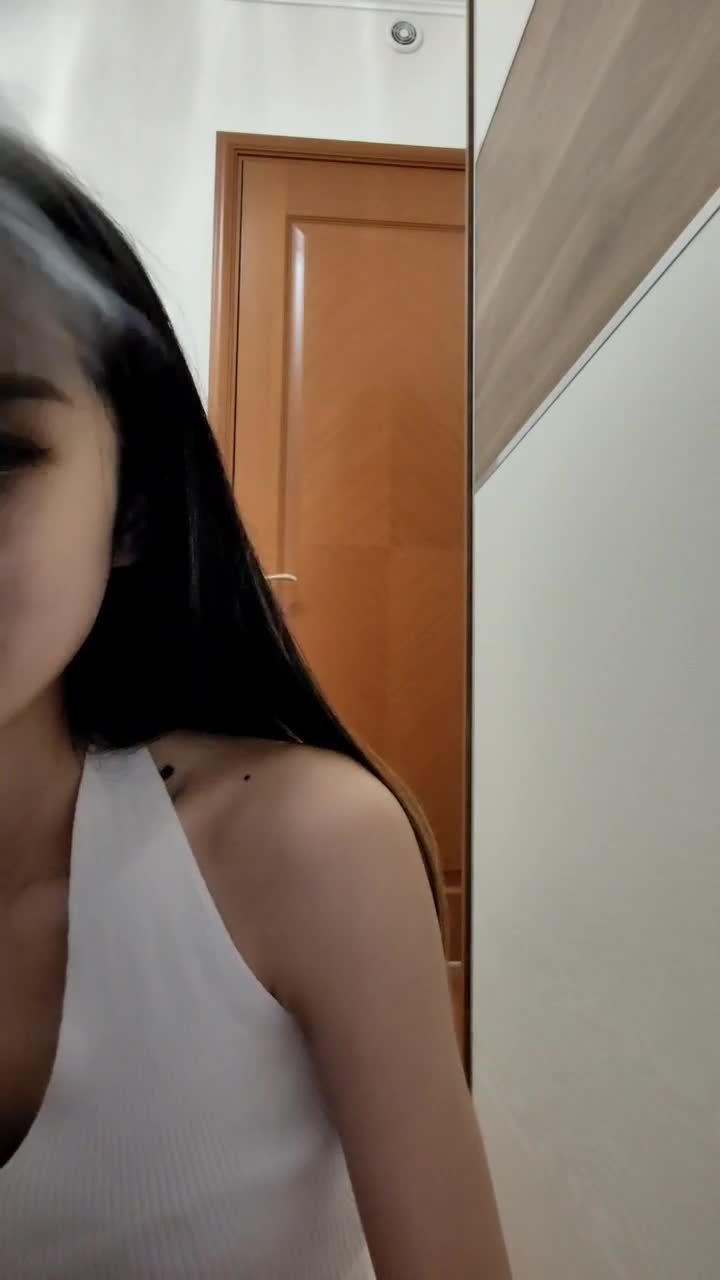  (12)