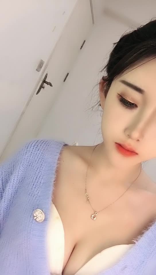  (17)
