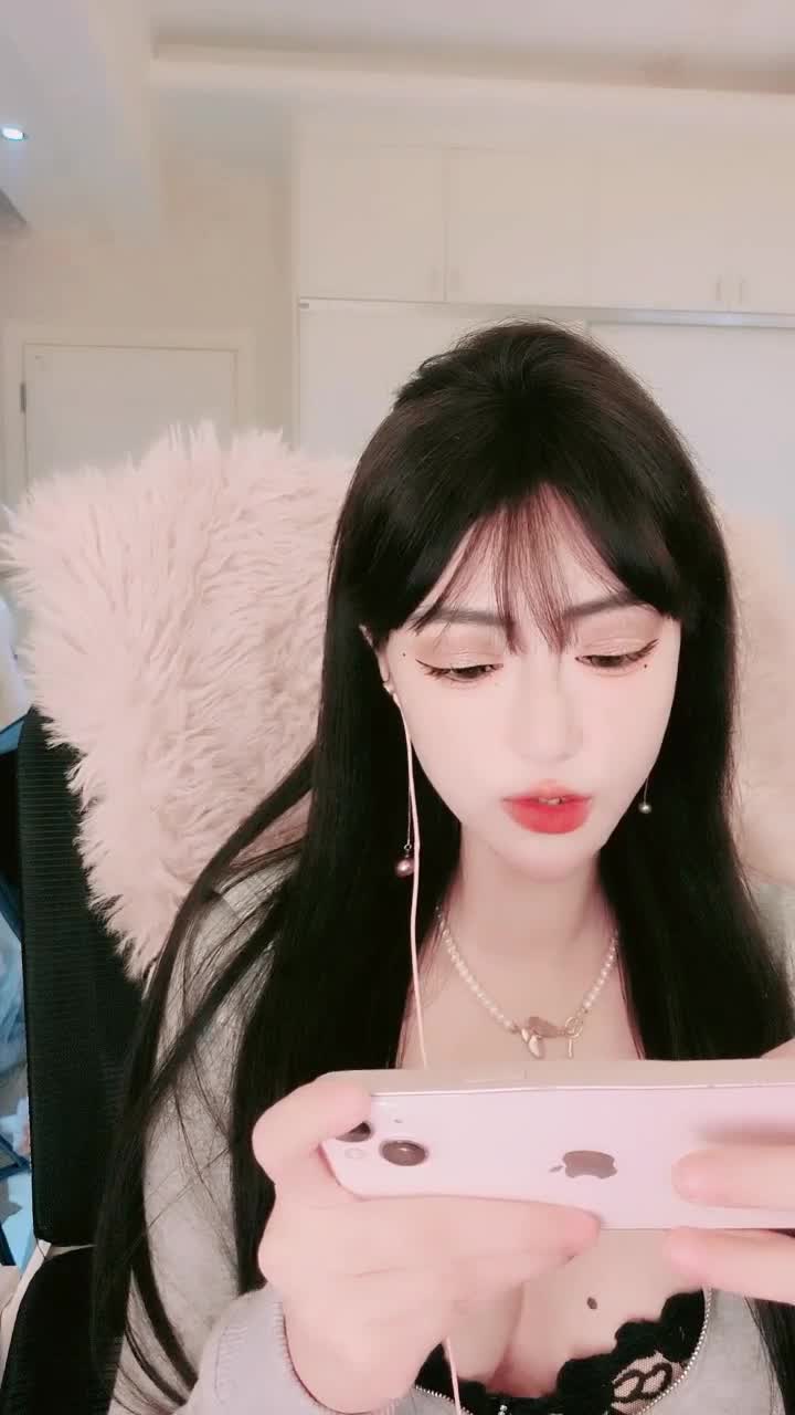  (1)