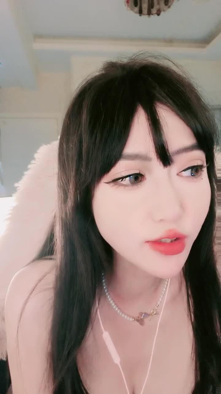  (10)