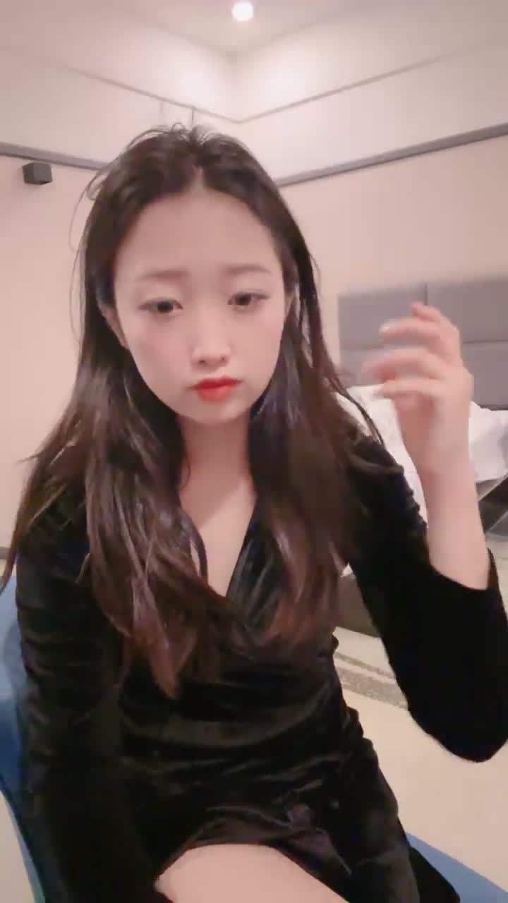  (22)