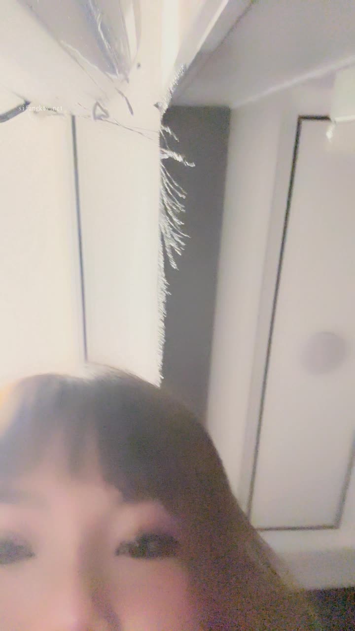  (81)