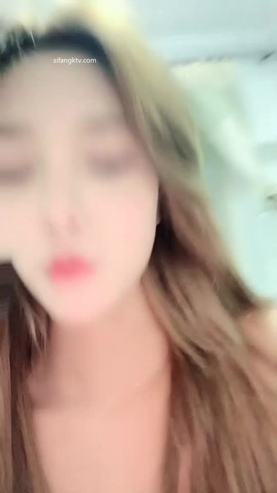  (9)