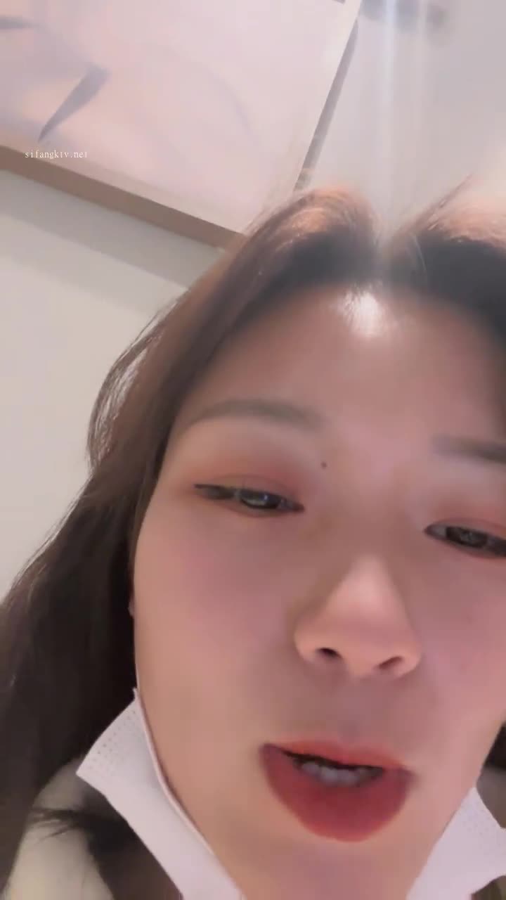  (73)
