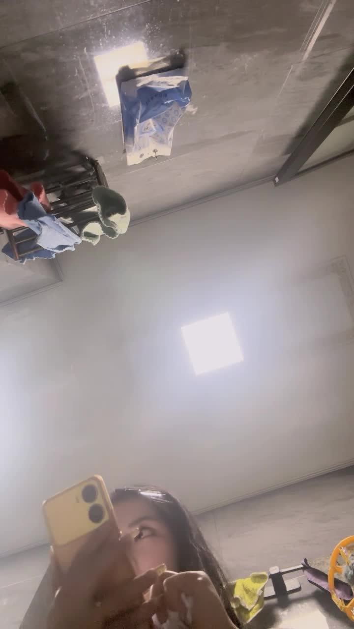  (9)