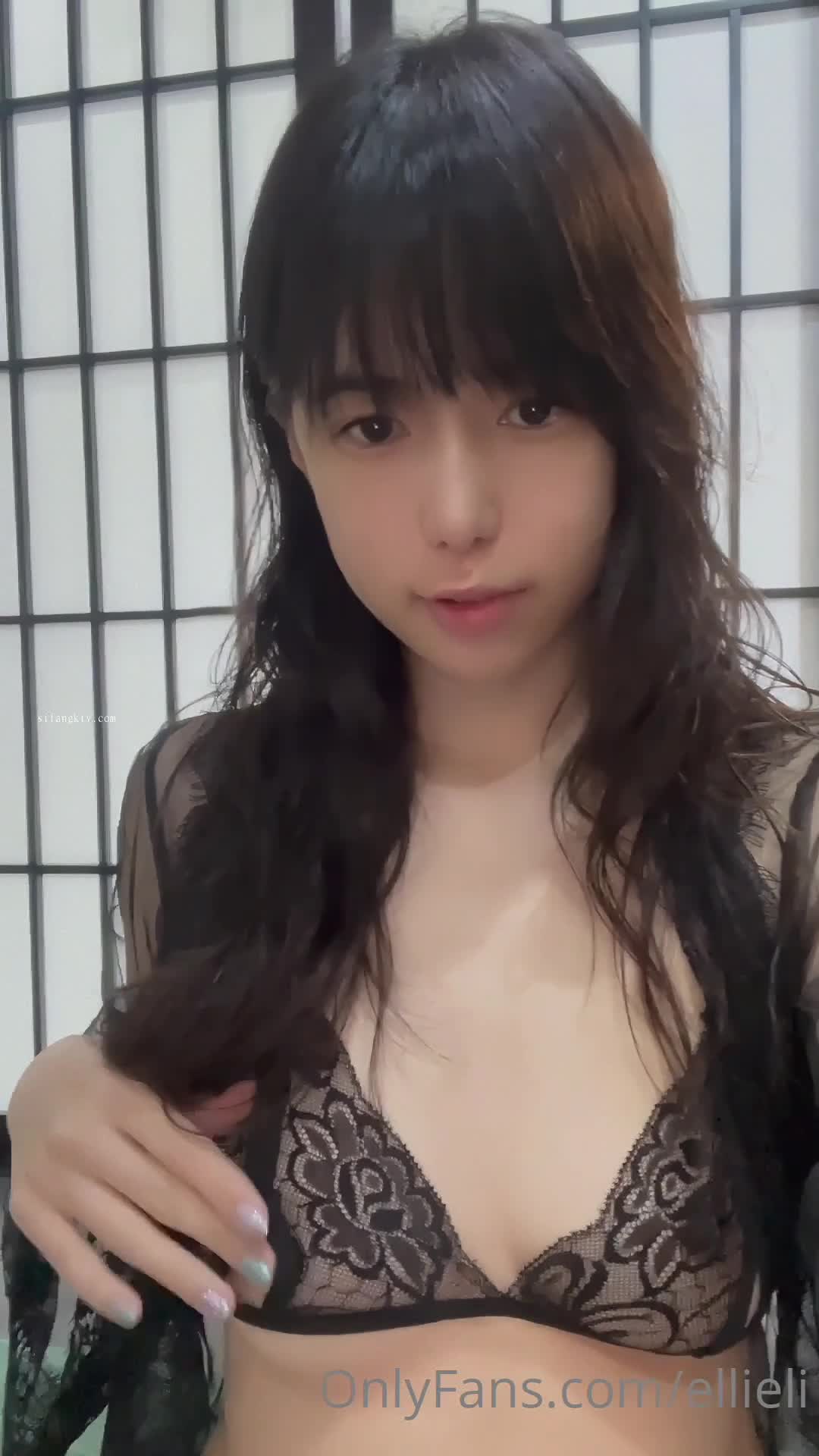  (2)