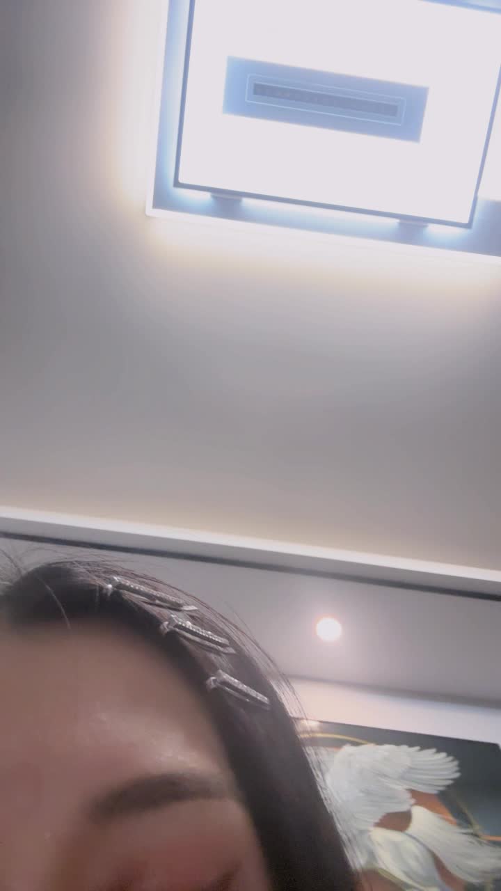  (8)