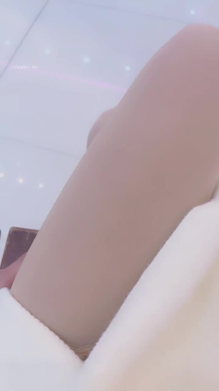  (72)