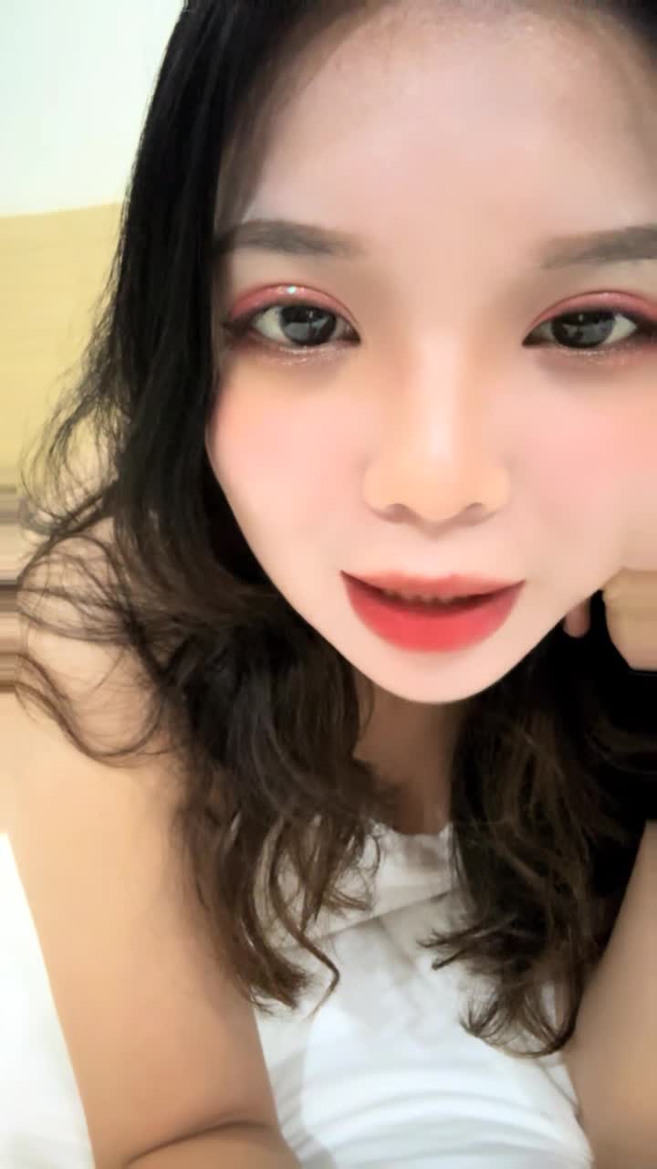  (10)