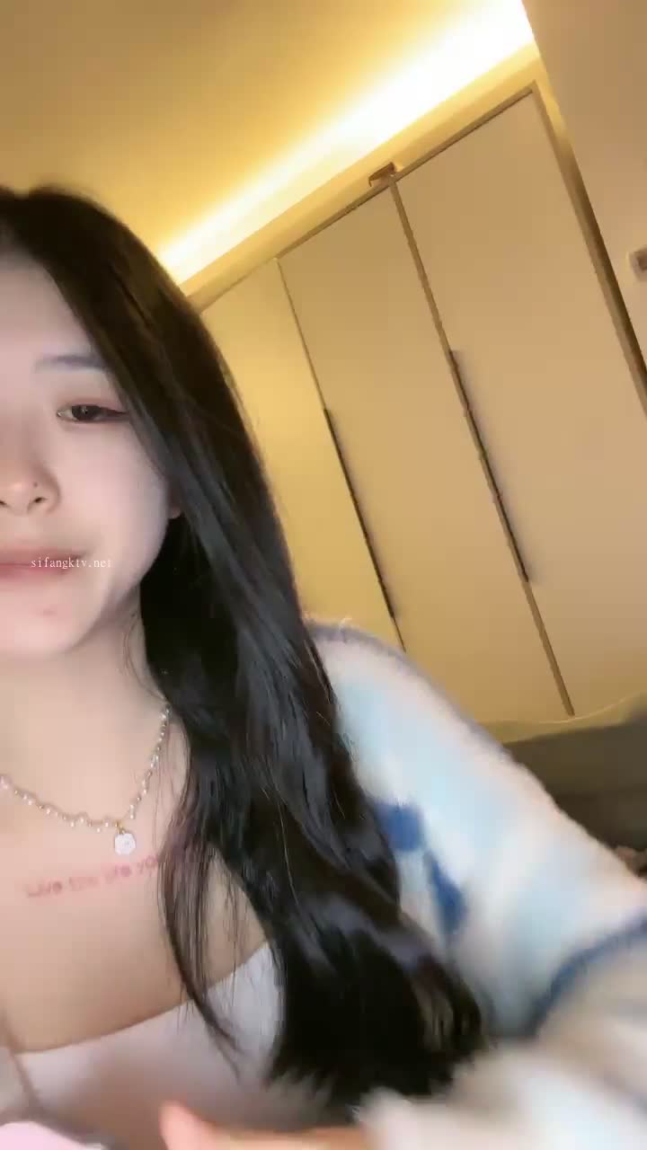 极品性感小姐姐无毛粉穴黑丝诱惑【成都丝丝】开裆黑丝69姿势互舔主动骑乘内射  更新至3月29【100v】 (35)