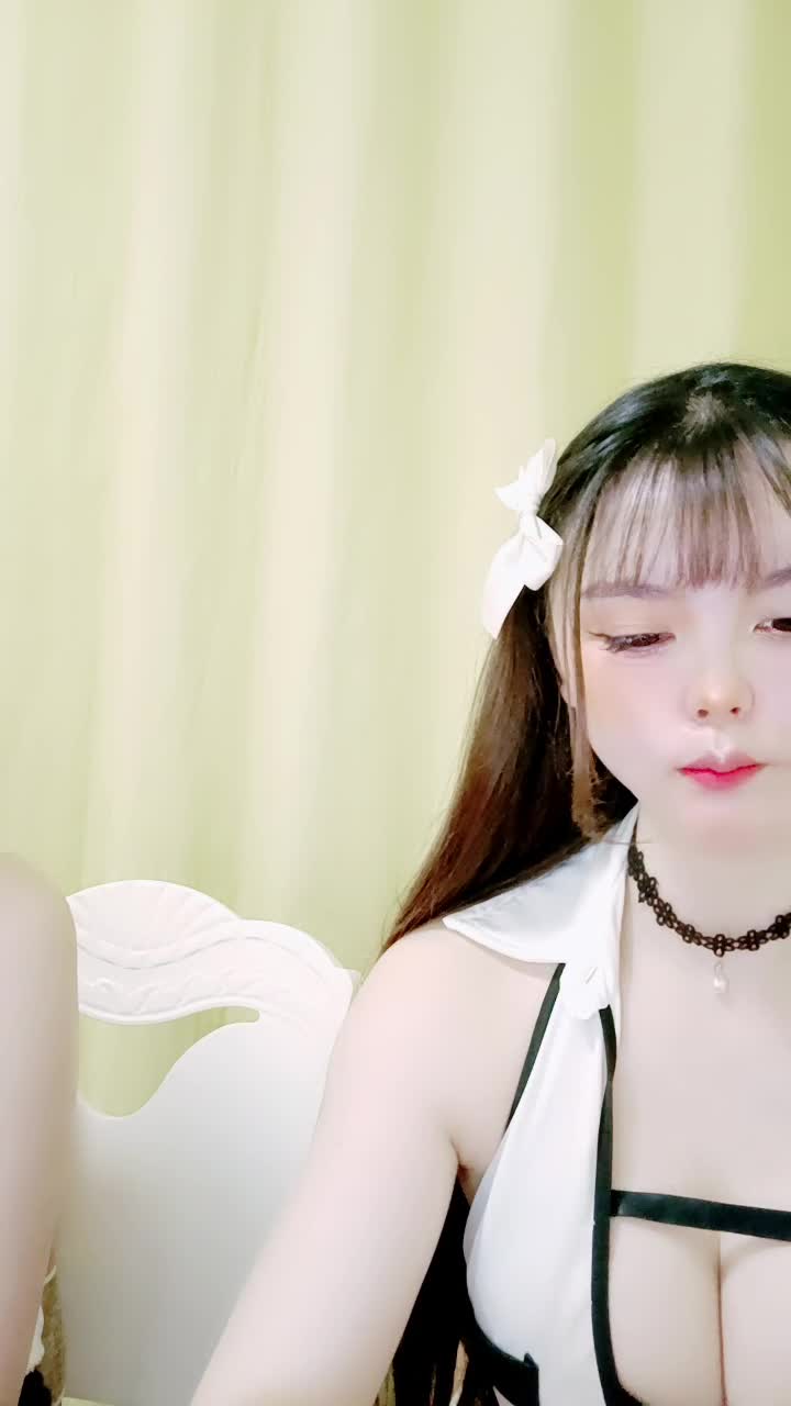  (28)