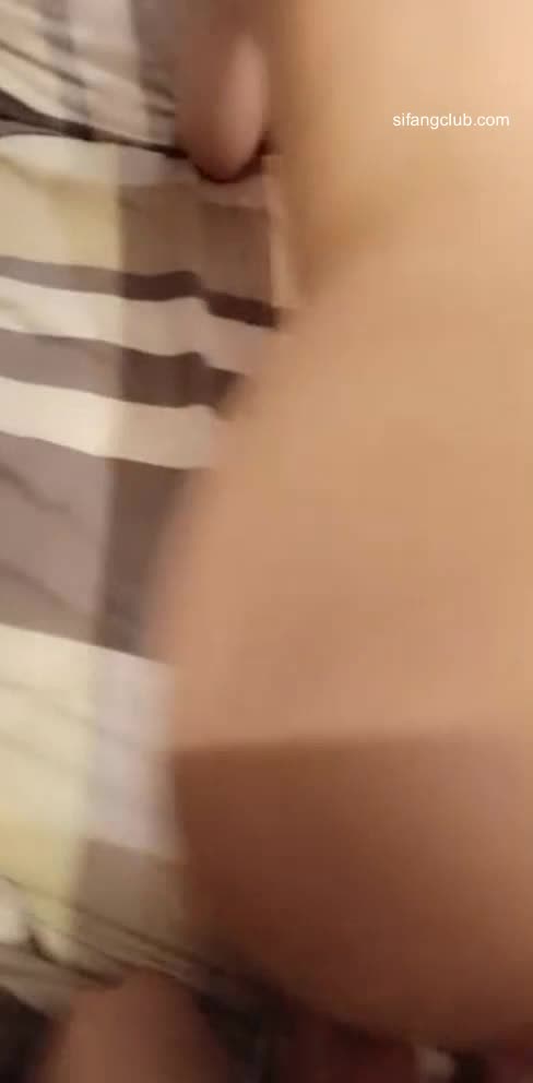  (9)