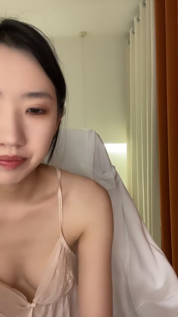  (18)