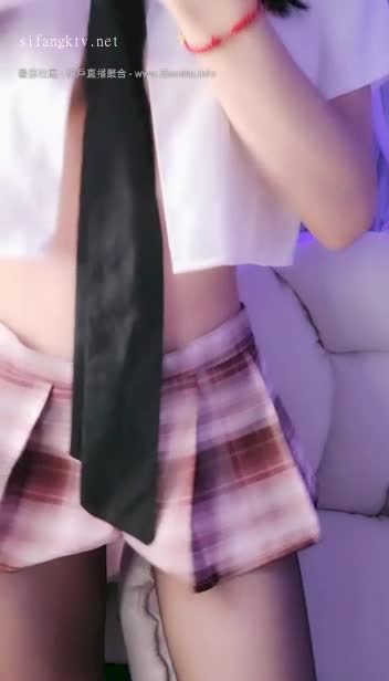  (8)