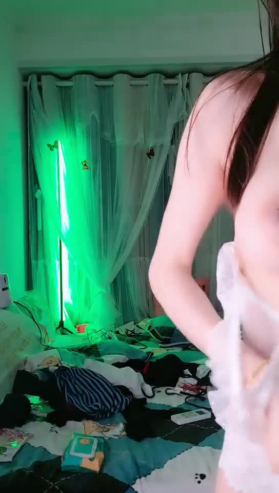  (1)