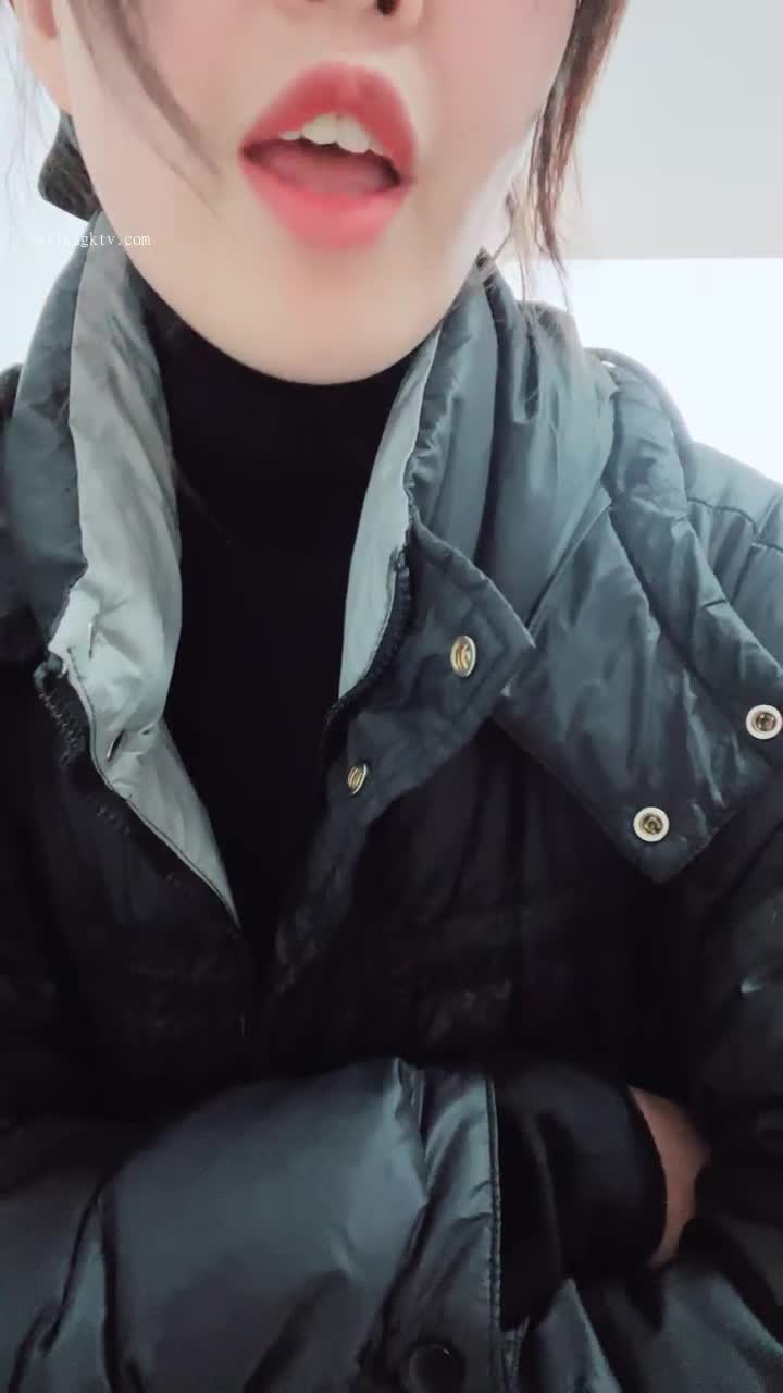  (28)