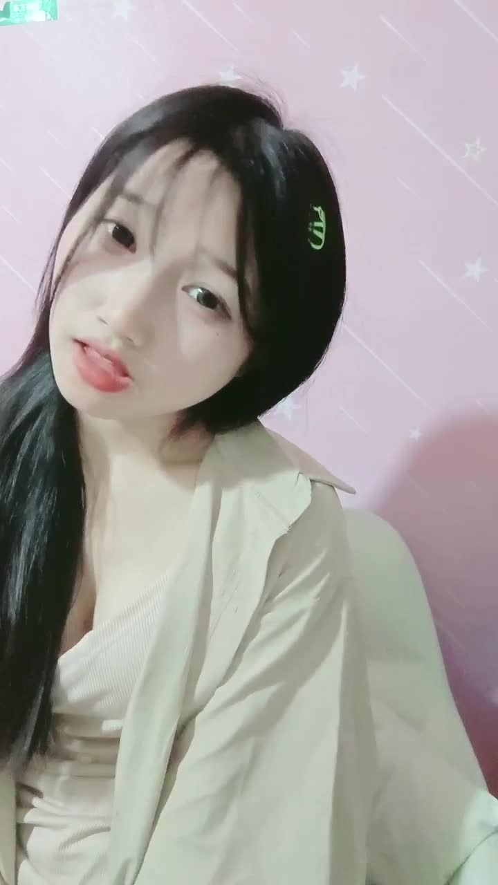  (37)