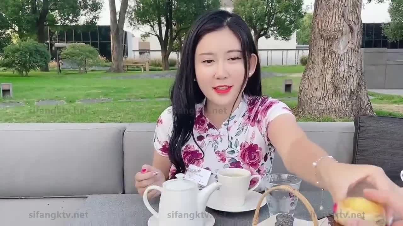  (1)