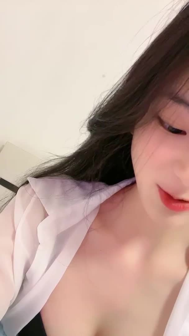  (16)