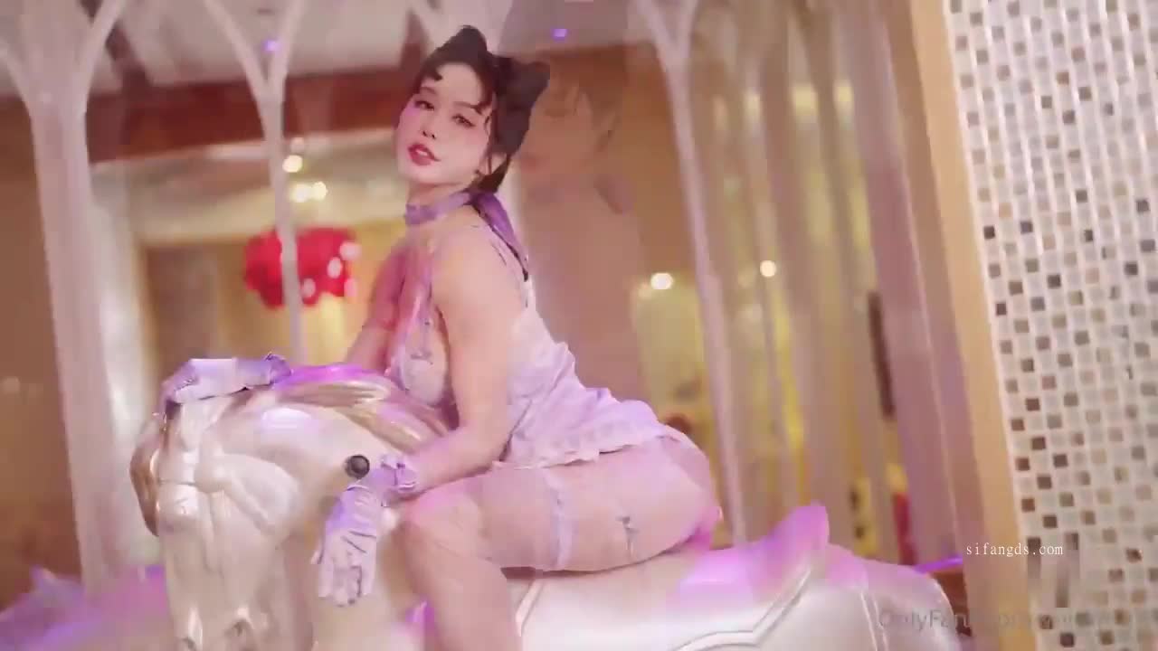 www.98T.la@【极品❤绝色佳人】梦幻劲爆身材酥乳女神《辛尤里》AV棒调教潮吹N次粉嫩白虎蜜穴肉棒爆艹汁液泛滥内射女神