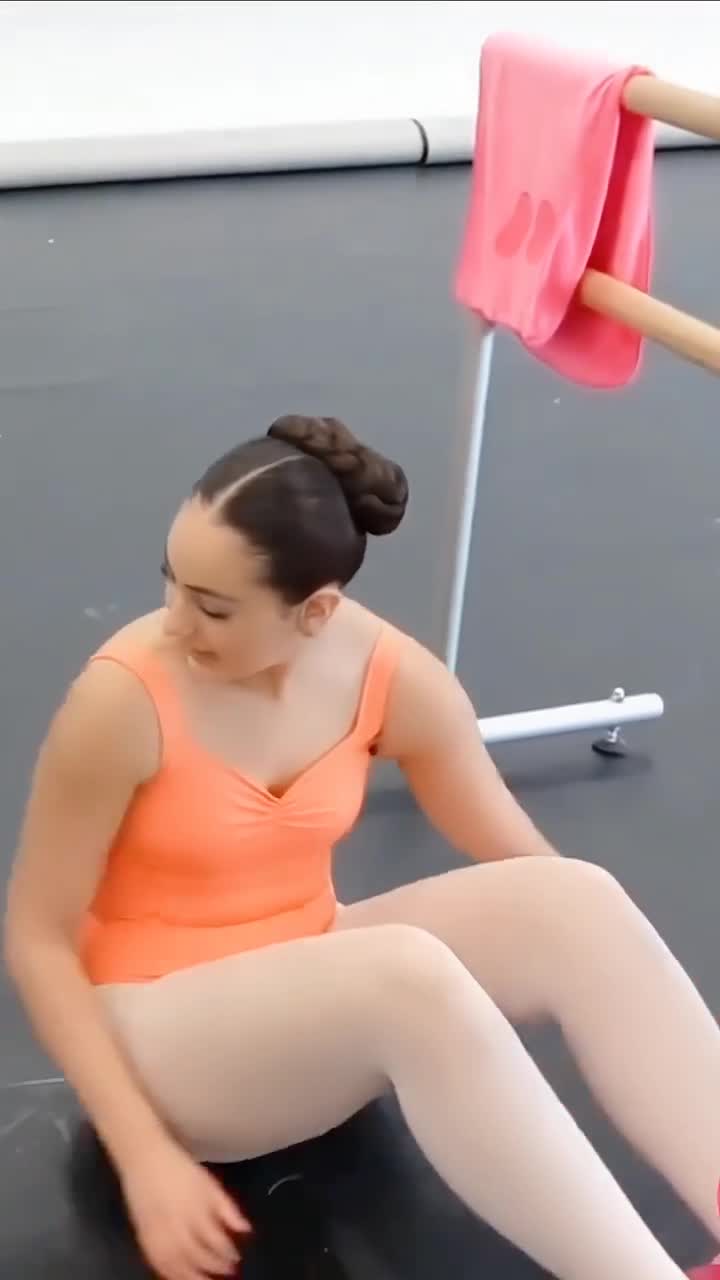 00821