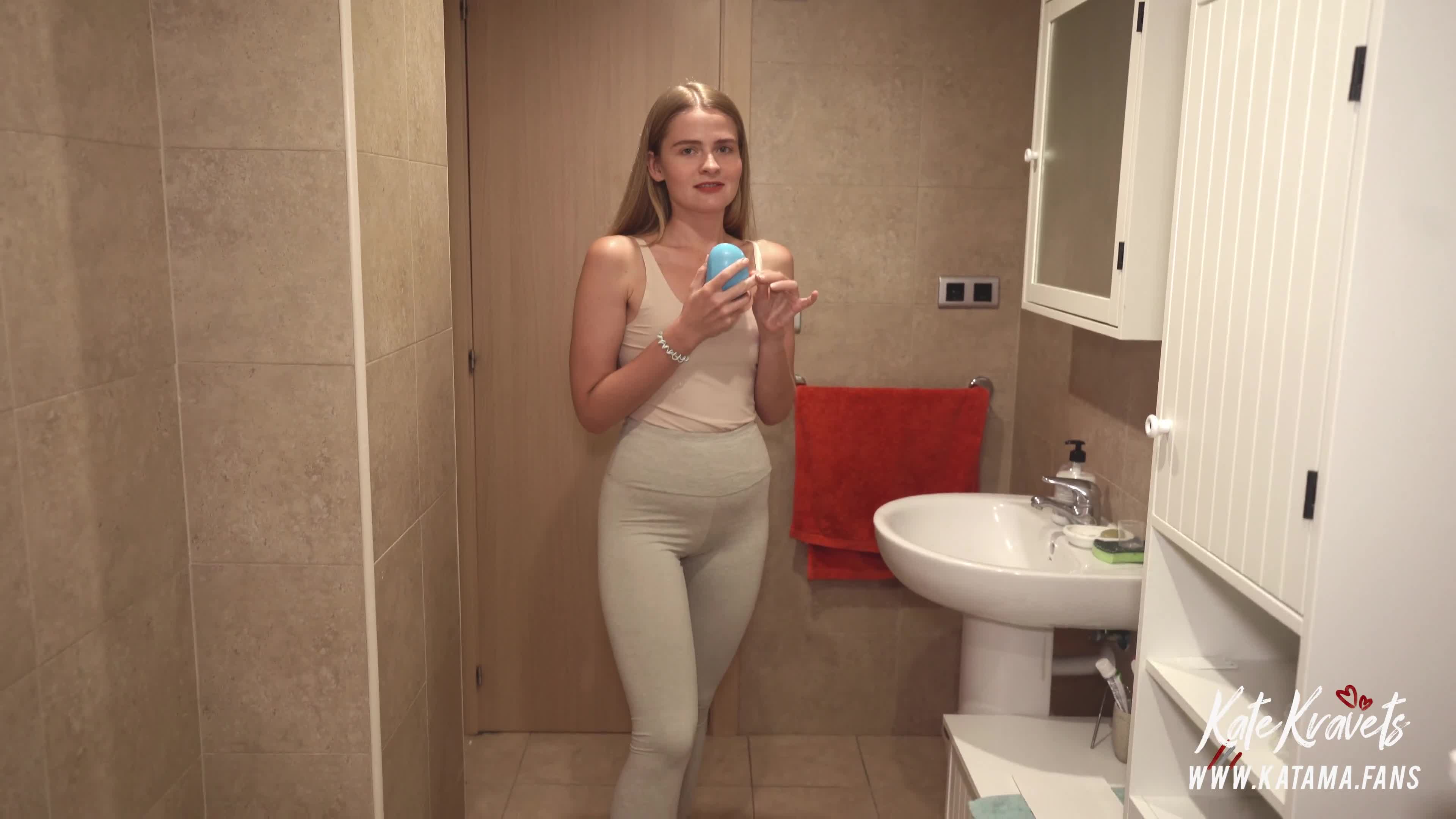 2048.hk@2048.hk@StepSisterGivesMeASloppyDeepthroatAfterShower-FuckedHerImmediately-2160p
