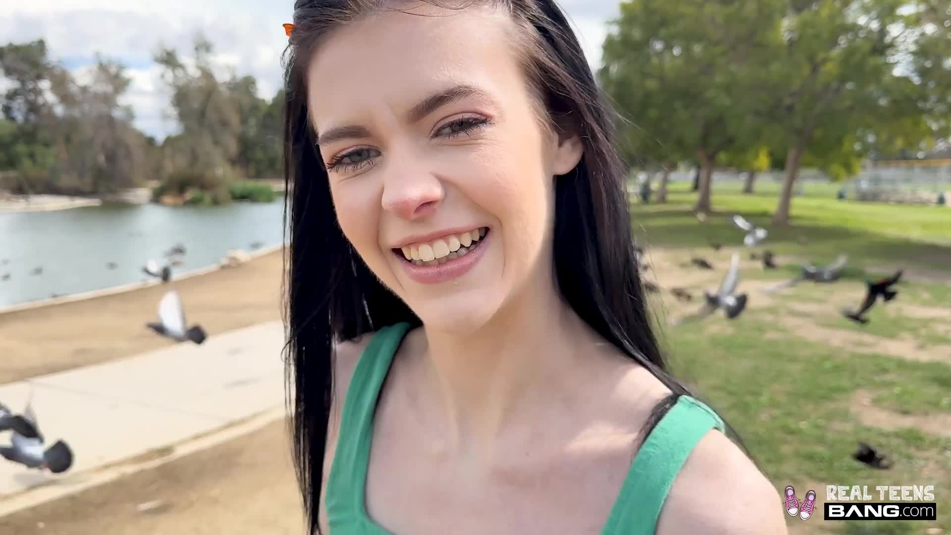 2048.hk@BangRealTeens-SkinnyTeenBellaNovaShowsUsHerPussyGrip