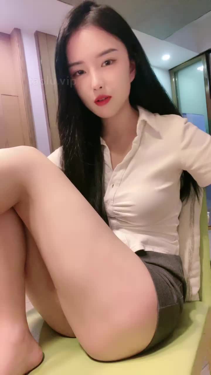 2048.hk@子琳红绿灯盯寸臀榨