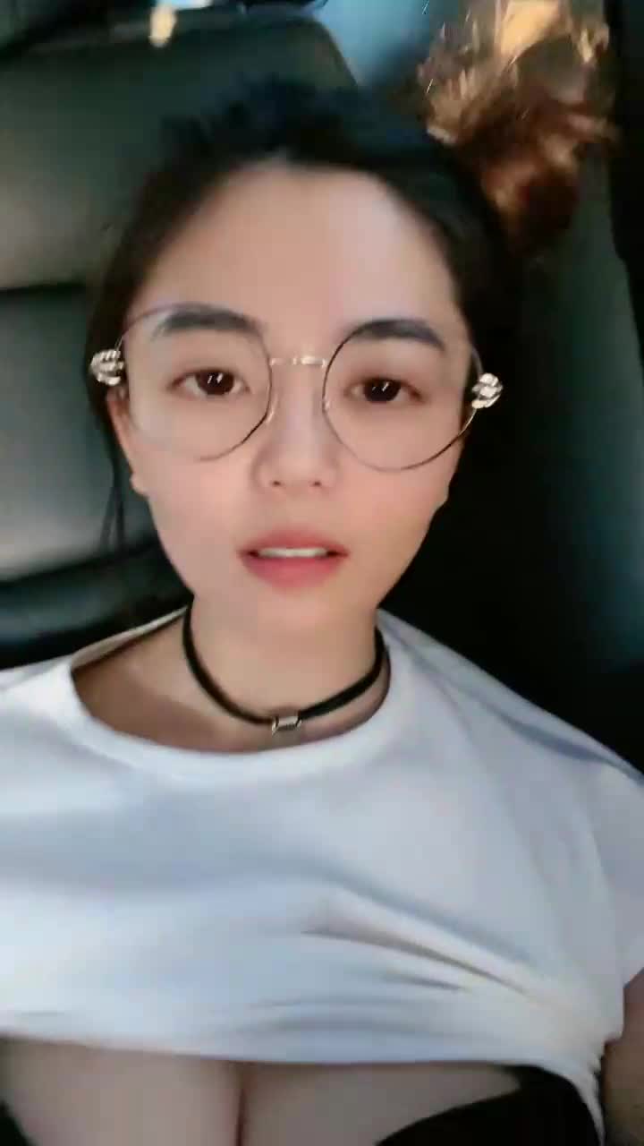 2048.hk@4774919_欲求不满小少妇_20251103_160453