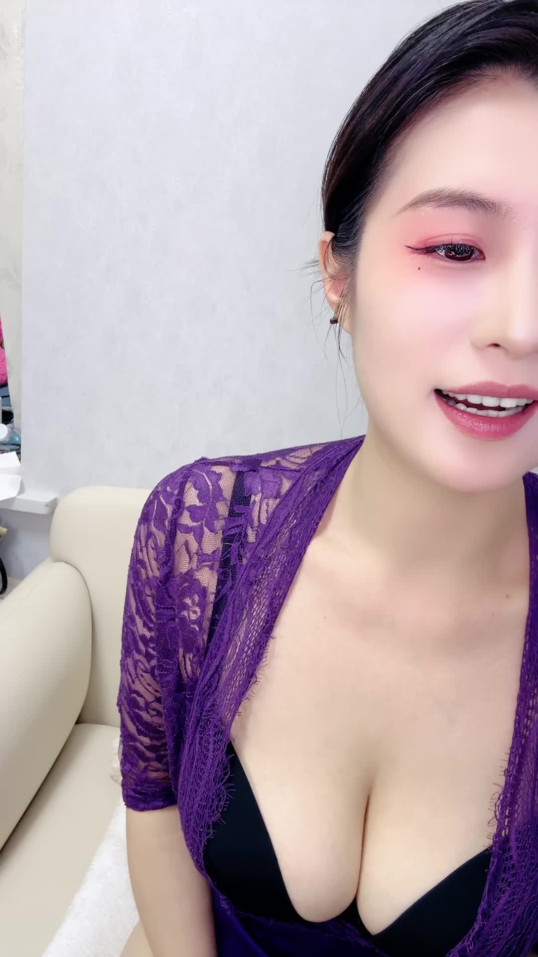 2048.hk@岚岚来了3月5日--1772714579