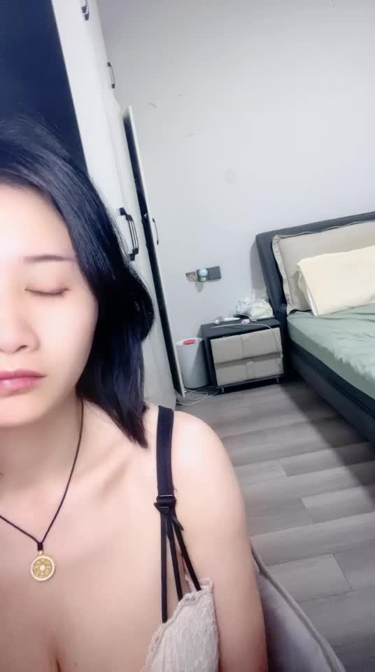 2048.hk@空姐安妮3月25日--1774409620