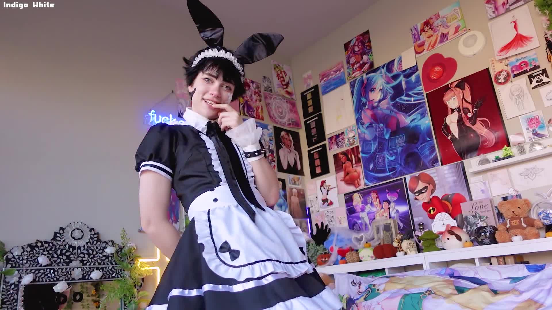 2048.hk@IndigoWhite-FemboyBunnyMaidAtYourService